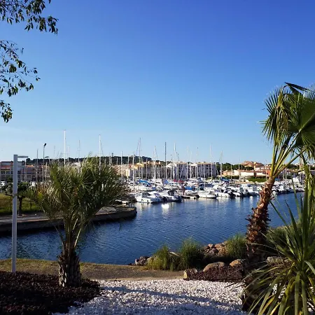 Quai Malfato Abbaye Du Cap 아그