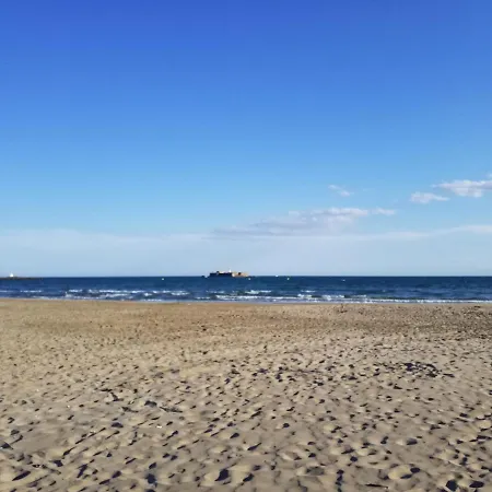 Quai Malfato Abbaye Du Cap * Agde